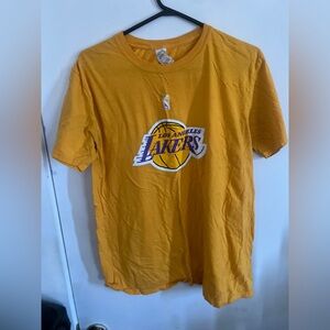 Lakers T shirt - size L